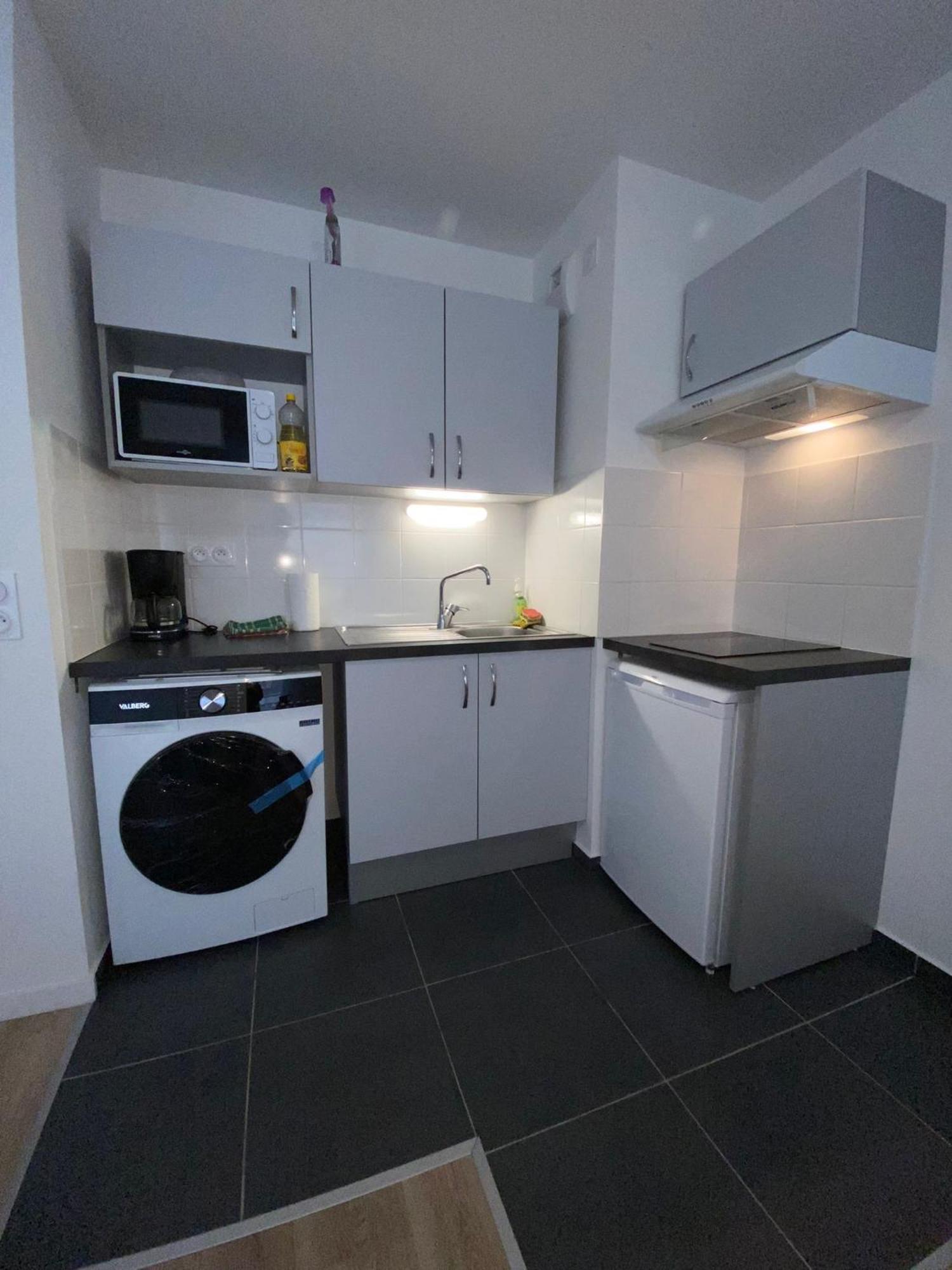 Joli Appartement F2 Bobigny Metro Proche Paris Εξωτερικό φωτογραφία